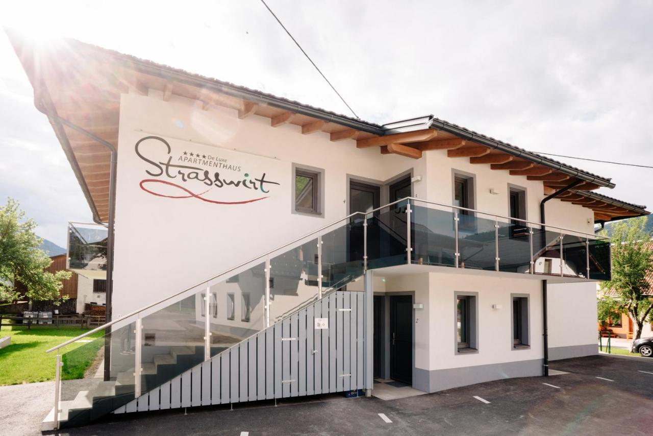 Apartmenthaus Strasswirt De Luxe Tröpolach المظهر الخارجي الصورة